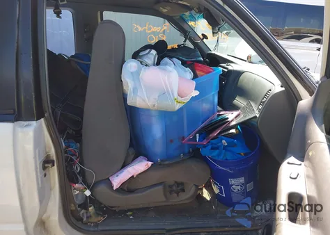 1999 Ford Explorer Sport z USA, uszkodzony, nr VIN 1FMYU22E2XUC69949